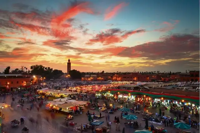 Guía de la Medina de Marrakech - Tour a pie completo de Jemaa el-Fna, zocos y atracciones históricas